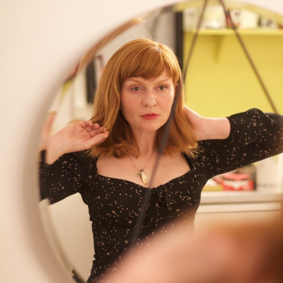 Meet your Posher, Katie - Picture 1 of 1